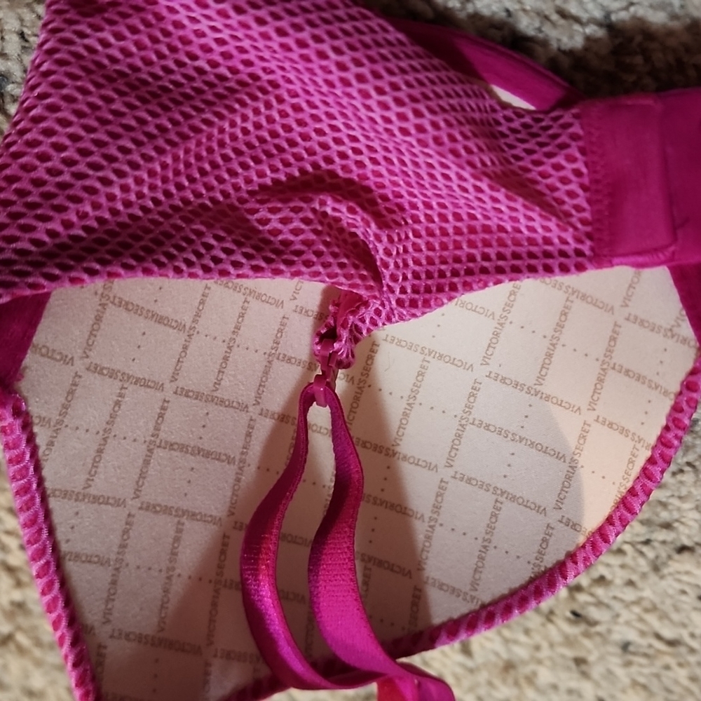 Victoria Secret bra - Picture 3 of 4